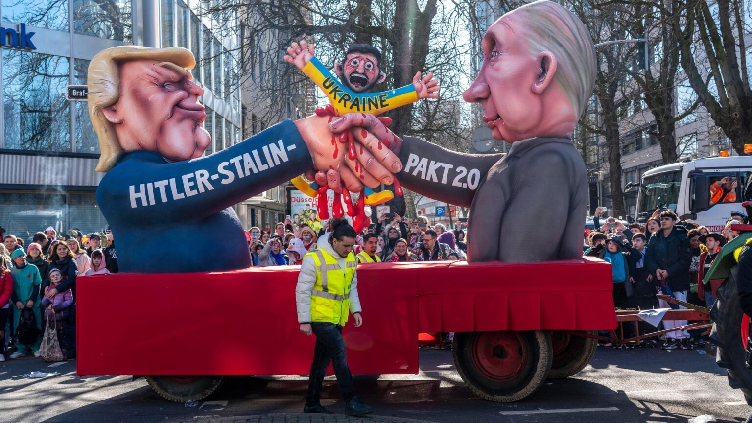 Nach russischer Klage – Düsseldorfer Karnevalswagenbauer Tilly: „Putin wird jetzt erst recht als Motiv beim nächsten Rosenmontagszug auftauchen“ Nach russischer Klage - Düsseldorfer Karnevalswagenbauer Tilly: "Putin wird jetzt erst recht als Motiv beim nächsten Rosenmontagszug auftauchen"