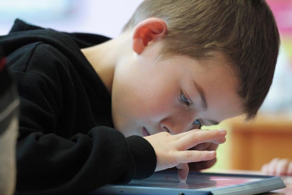 „Alarmierende“ Studie zeigt das Ausmaß der Nutzung sozialer Medien bei Kindern im Kindergartenalter