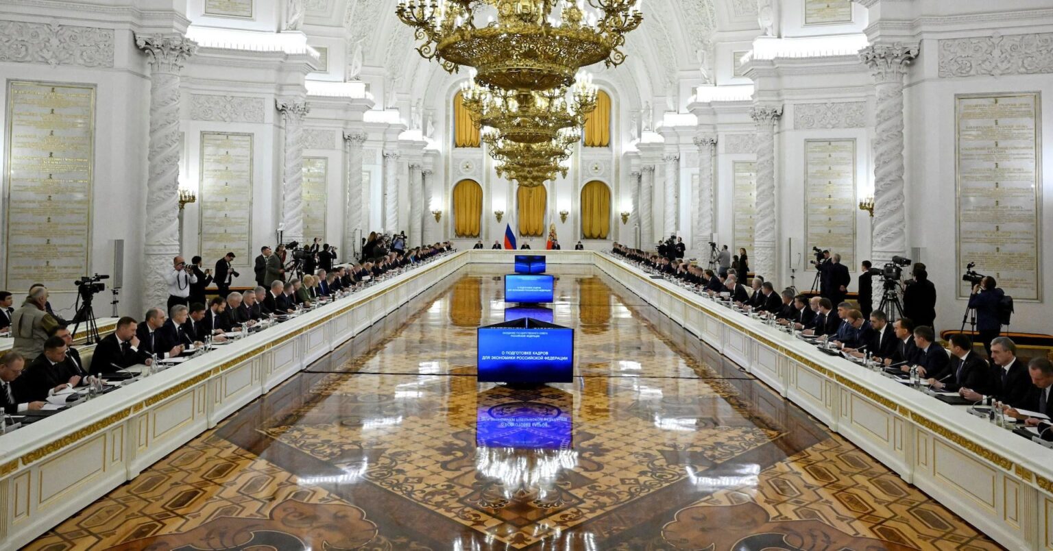 Laut Kommersant deutete Putin an, dass Russland im Rahmen des Ukraine-Deals für einen Gebietstausch offen sein könnte