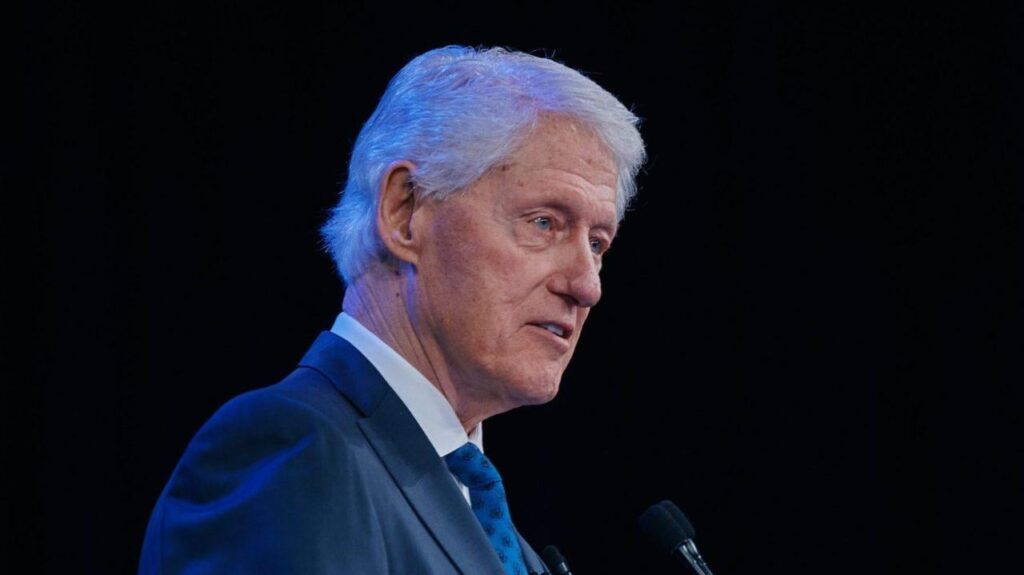 Der Sprecher von Bill Clinton sagt, sie bräuchten keinen „Schutz“ und fordert die Veröffentlichung aller Epstein-Akten Der Sprecher von Bill Clinton sagt, sie bräuchten keinen „Schutz“ und fordert die Veröffentlichung aller Epstein-Akten