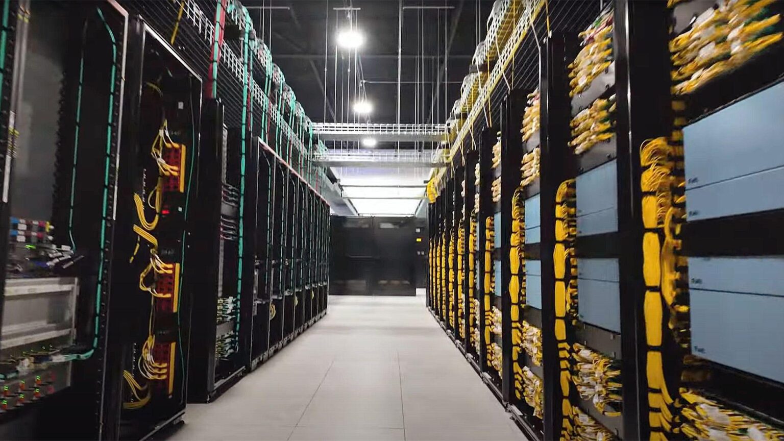 Berichten zufolge verzögert Oracle aufgrund von Engpässen mehrere neue OpenAI-Rechenzentren – knappe Material- und Arbeitskräfte vereiteln Expansionspläne, möglicherweise um ein Jahr oder länger
