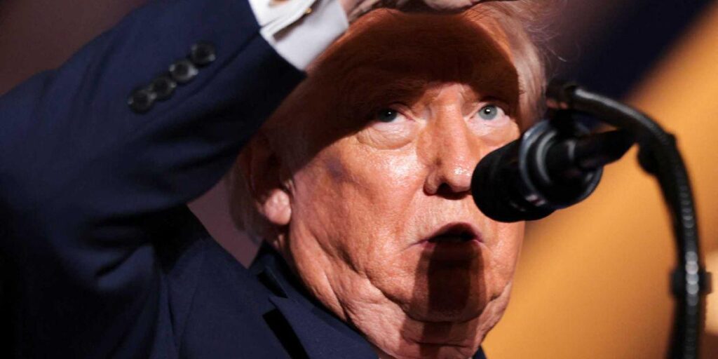 „Ich bin schockiert!“ Trump ist verblüfft, nachdem er zum ersten Mal erkannt hat, dass er „echte Zahlen“ erreicht hat