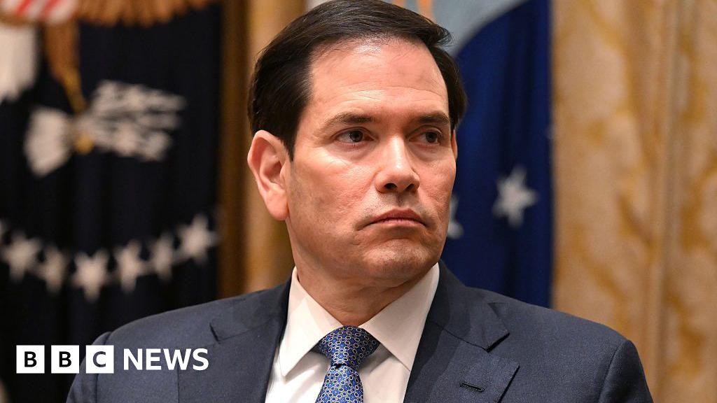 Rubio befiehlt wegen „verschwenderischer“ Calibri die Rückkehr zur Times New Roman-Schriftart