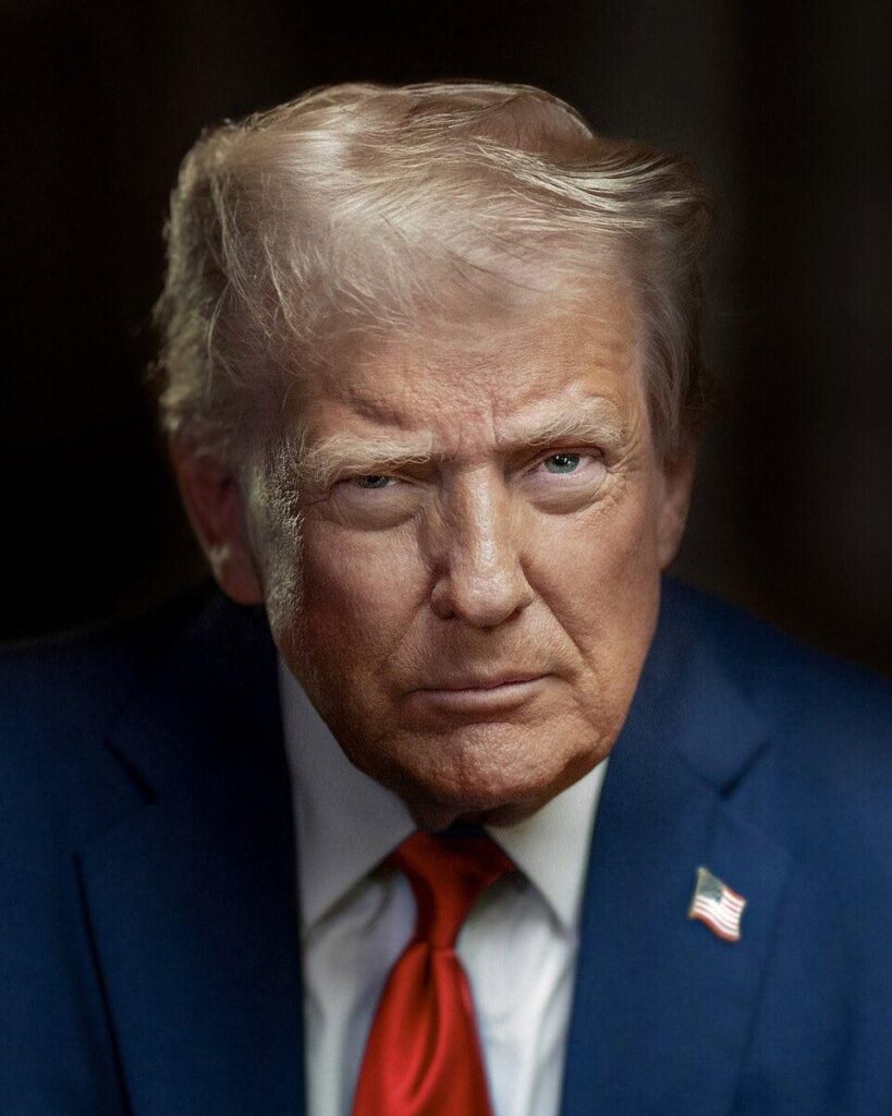 Trump droht inmitten eskalierender Medienfehde mit Sendelizenzen großer Sender.