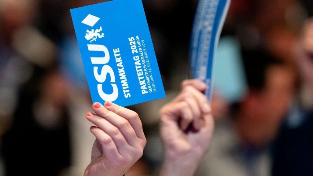 CSU-Parteitagsbeschluss: CSU fordert Abschaffung der befestigten Flaschendeckel