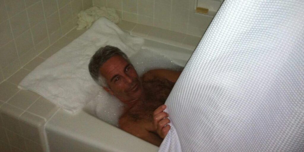Die Richter ordnen die Veröffentlichung aller Beweismittel im Rahmen der Epstein-Untersuchung an Die Richter ordnen die Veröffentlichung aller Beweismittel im Rahmen der Epstein-Untersuchung an