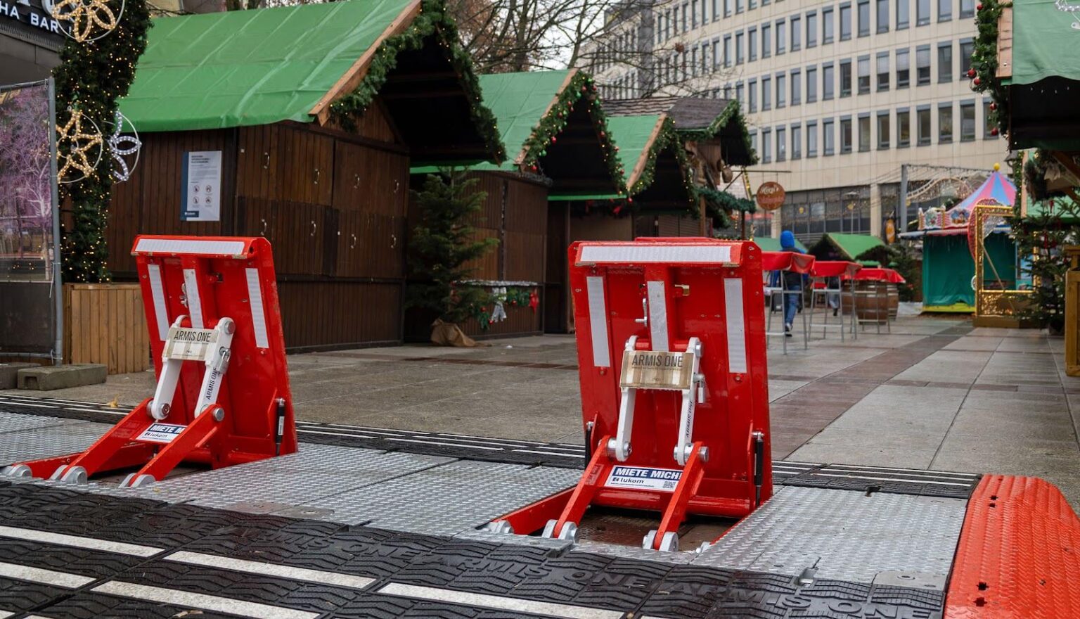 "Kein einziges Auto fuhr da rein!" – Steuerzahlerbund kritisiert Millionenverschwendung für Poller an Weihnachtsmärkten
