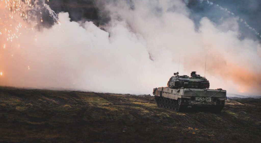 Die neue deutsche Kriegsmaschine | Deutschlands Umbau zur Militärmacht ist in vollem Gange: Geheime Regierungspapiere zeigen, dass Milliardensummen in Munition und umstrittene Waffensysteme fließen sollen. Ist das Land bereit für die Konsequenzen?