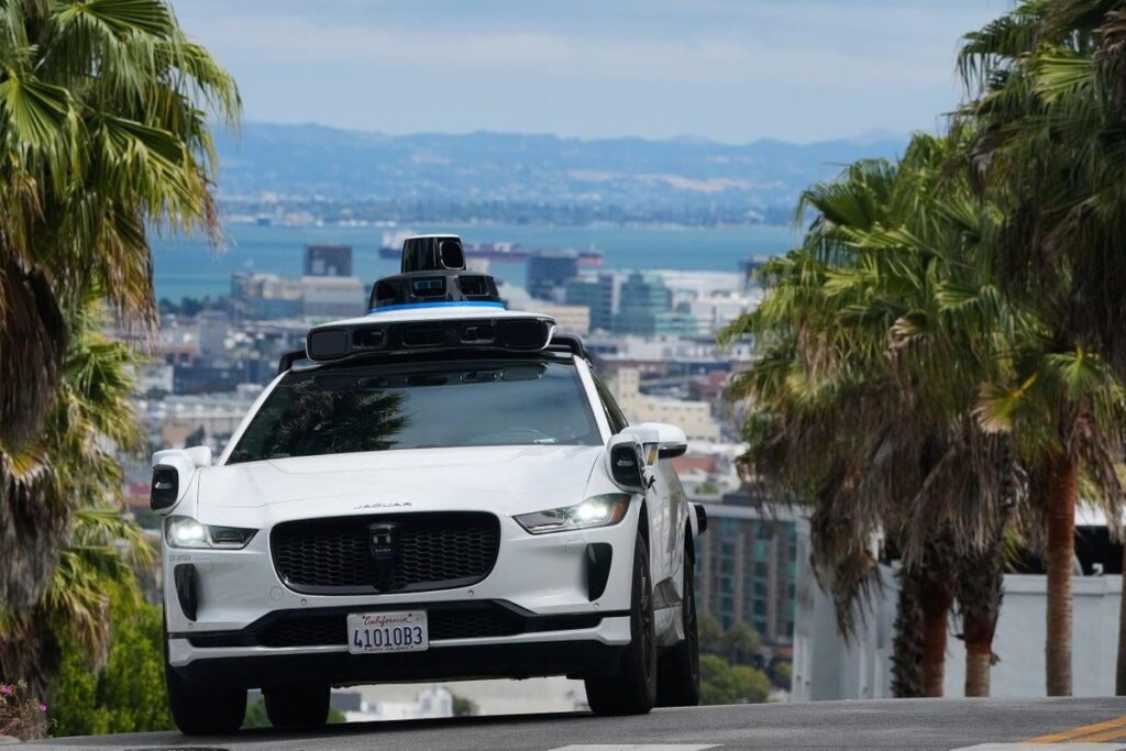 Waymo stellt den Dienst in San Francisco ein, nachdem selbstfahrende Autos während eines Stromausfalls zu Staus geführt haben