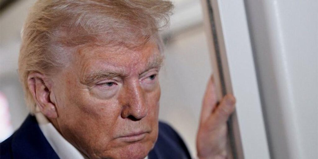 Epstein-Akten zeigen, dass Trump von der Staatsanwaltschaft wegen „vieler“ Flüge im Flugzeug eines Sexualstraftäters angezeigt wird