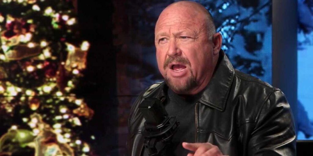 Alex Jones droht, das Weiße Haus mit 5.000 Menschen zu umzingeln