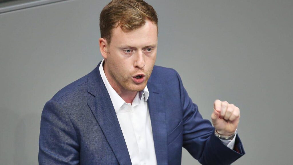China-Affäre: Diese Visitenkarte bringt AfD-Politiker Jan Wenzel Schmidt in Erklärungsnot