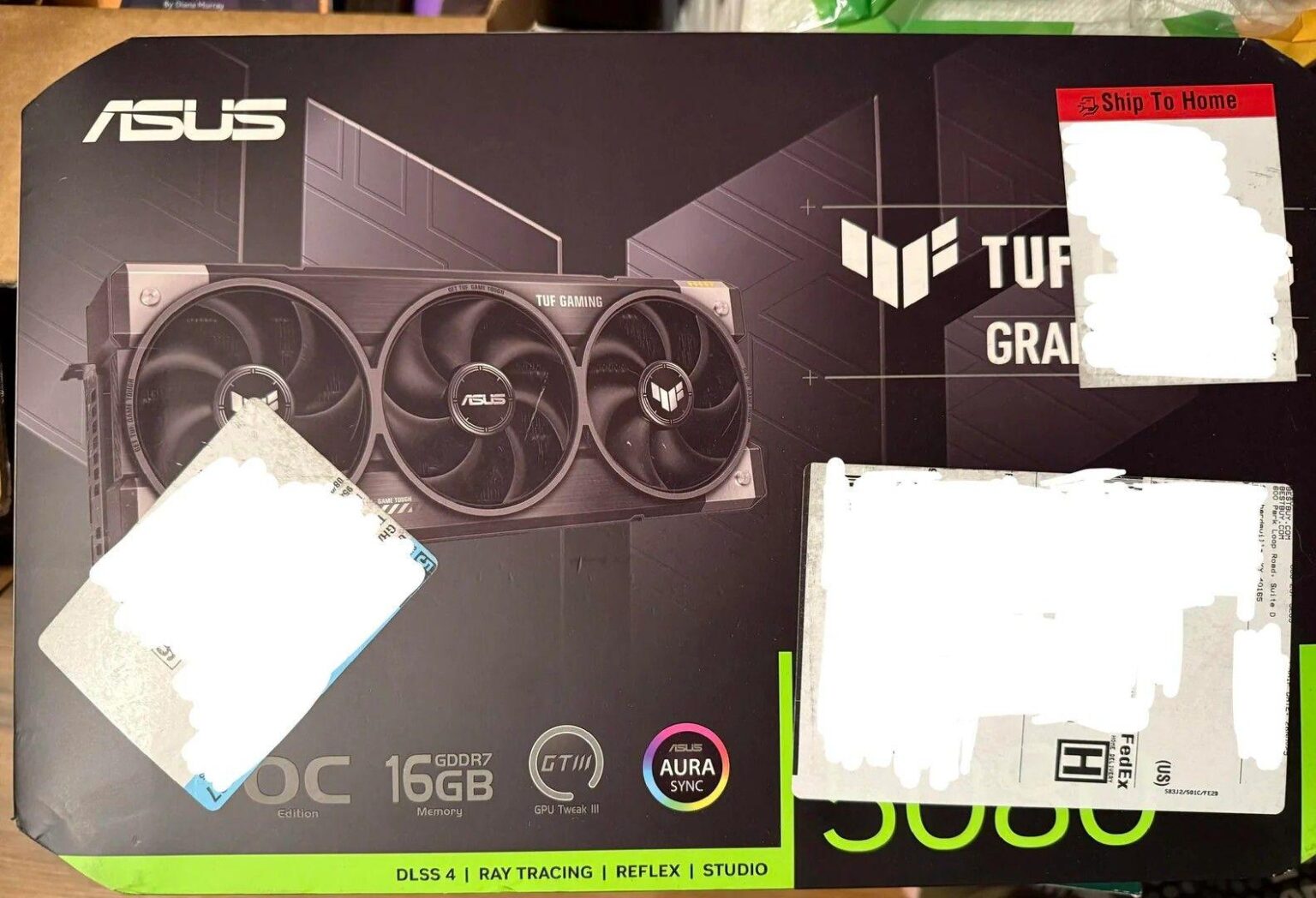 Der Kunde kauft eine RTX 5080 bei Best Buy, bekommt aber stattdessen Schrott – die 1.200-Dollar-GPU kam in einer manipulierten Schachtel mit gebrochenem Siegel an