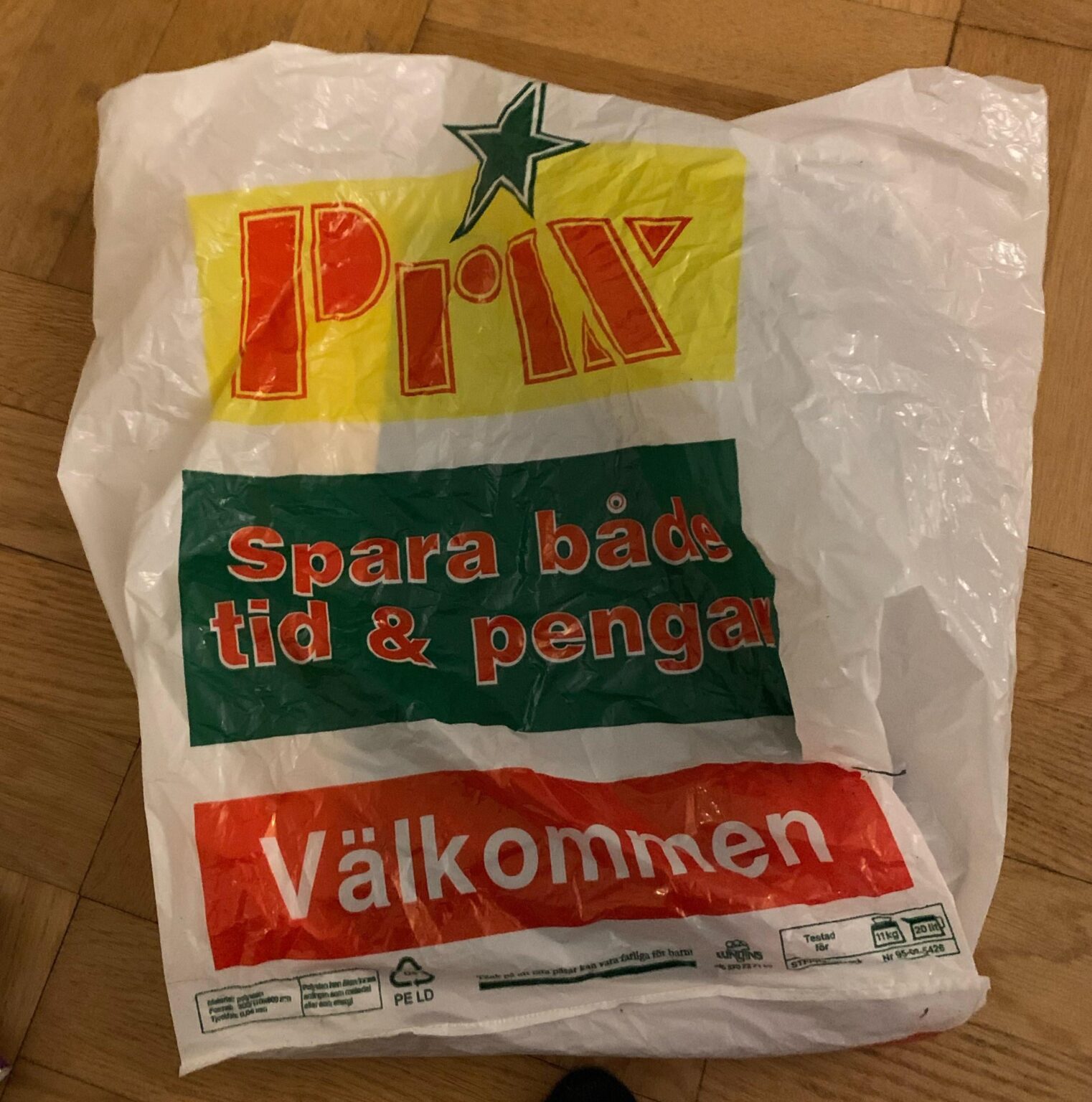 Eine antike Box von Prix
