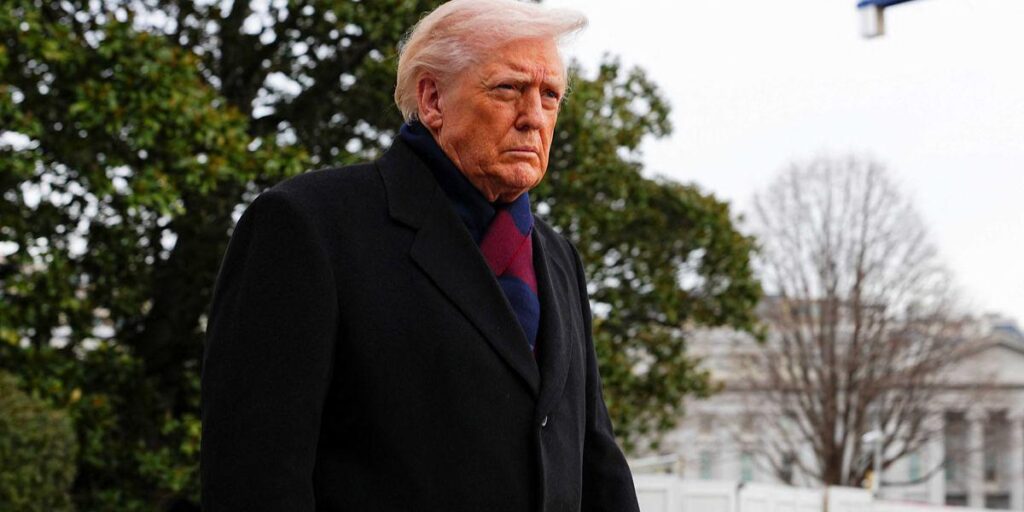 Trump schwört „schwerwiegende Vergeltung“, nachdem bei einem ISIS-Angriff in Syrien drei Amerikaner getötet wurden