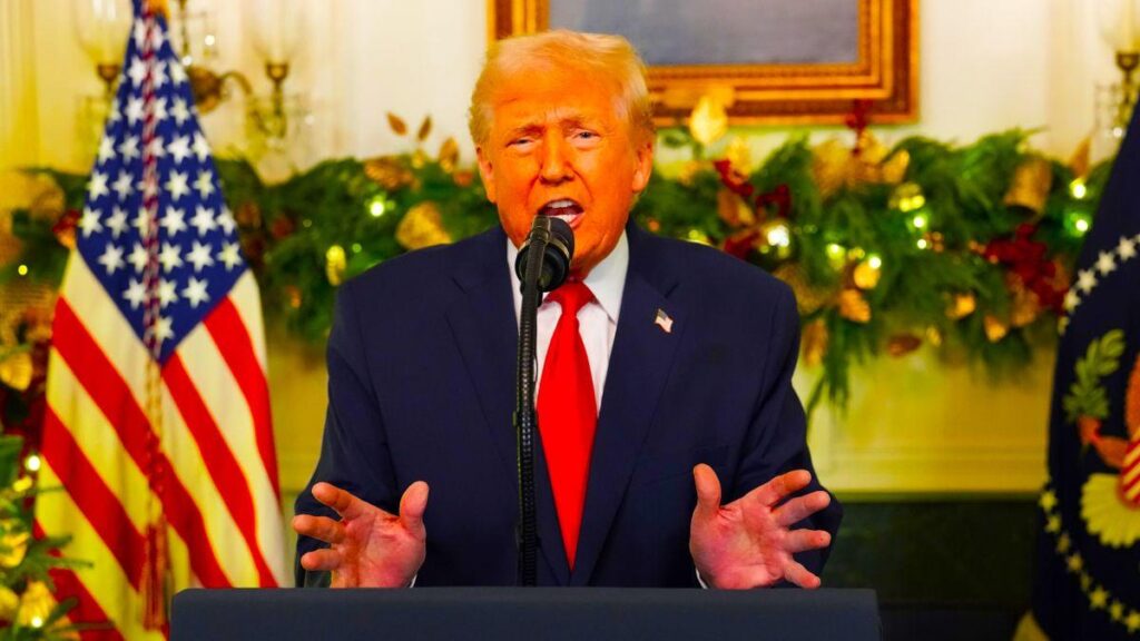 „Reine, ungefilterte BS“: Trump besteht darauf, dass er sich „Investitionen in Höhe von 18 Billionen US-Dollar“ gesichert hat, Ökonomen halten das für verrückt „Reine, ungefilterte BS“: Trump besteht darauf, dass er sich „Investitionen in Höhe von 18 Billionen US-Dollar“ gesichert hat, Ökonomen halten das für verrückt