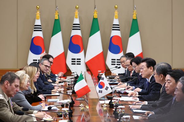 Südkorea und Italien beschließen, im Rahmen einer strategischen Partnerschaft zukunftsorientierte Beziehungen aufzubauen