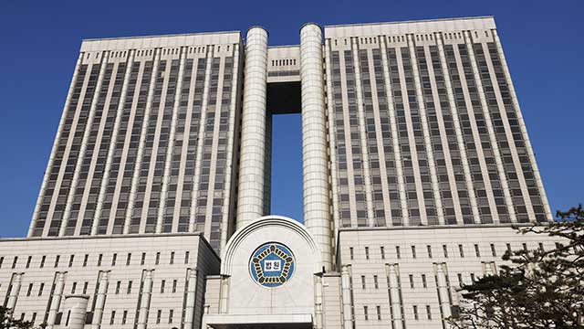 2 Tribunale ausgewählt, um Ex-Präsidenten vor Gericht zu stellen. Yoon über Aufstandsvorwürfe