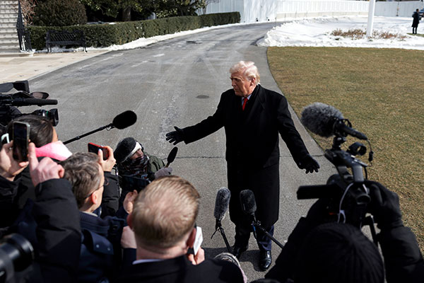 Trump weist die Drohung mit einer Zollerhöhung zurück und sagt, die USA würden mit Südkorea eine Lösung finden