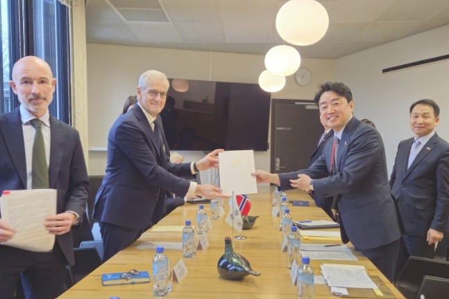 Südkorea schließt mit Norwegen einen Exportvertrag für Raketenwerfer im Wert von 1,3 Billionen Won ab