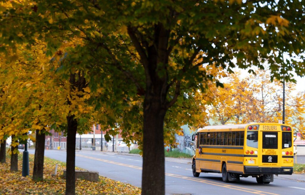 Schüler aus Quebec müssen Lehrer mit „Herr“ anreden. und 'Frau' unter neuen Höflichkeitsregeln