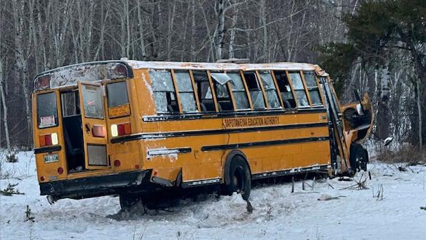 „Sehr positiv“: Der Sicherheitsgurtpilot für Schulbusse in Ontario bietet nach dem Überschlag auf dem Land möglicherweise Unterricht für Manitoba an