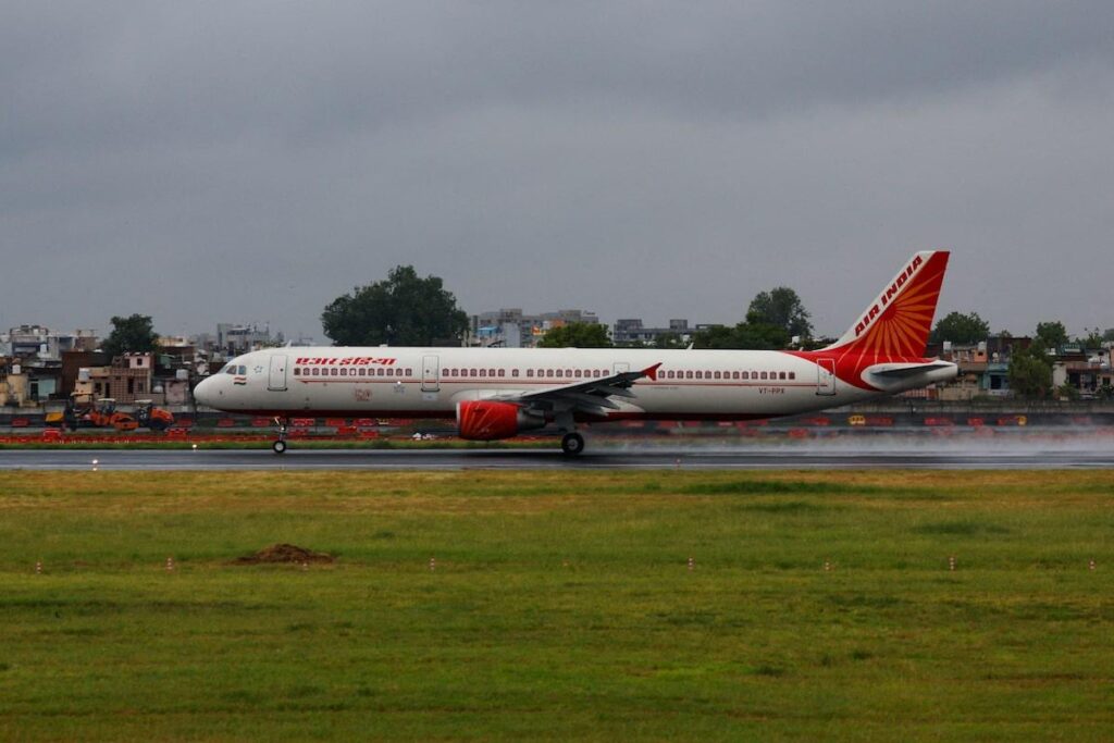 Kanada fordert Air India auf, die Entfernung eines Piloten aus dem Flugzeug nach einem Alkoholtest zu untersuchen