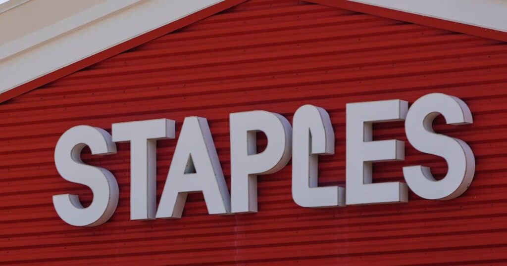 Staples Canada hat Laptops weiterverkauft, auf denen sich noch Kundendaten befanden