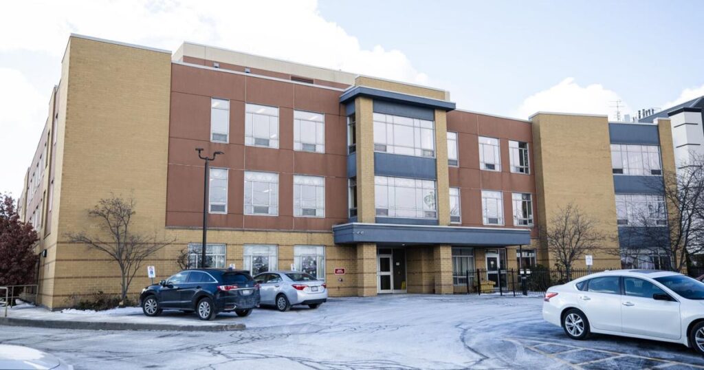 Ihre 90-jährige Mutter wurde wiederholt von einer Bewohnerin ihres Pflegeheims in North York sexuell missbraucht. Sie wissen es nur, weil sie es mit der Kamera festgehalten haben