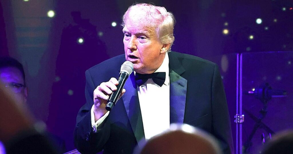 Kindervergewaltiger Trump beginnt Krieg, 48 Stunden nachdem er erklärt hat, sein Vorsatz für 2026 sei „Frieden auf Erden“ Kindervergewaltiger Trump beginnt Krieg, 48 Stunden nachdem er erklärt hat, sein Vorsatz für 2026 sei „Frieden auf Erden“