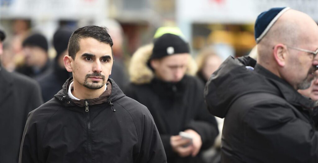V in Malmö widersetzt sich der Führung: „Stolz auf Showan“