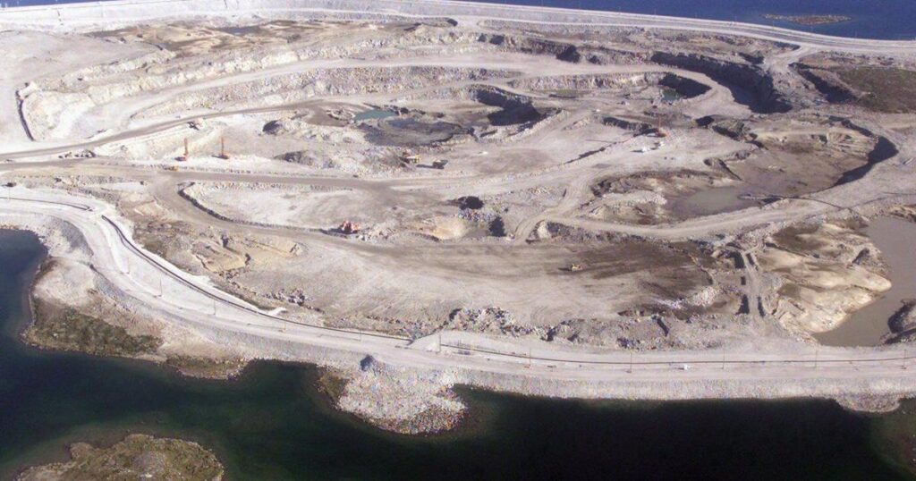 Die Nordwest-Territorien stehen vor einer knallharten Realität, da wichtige Industrien schwinden
