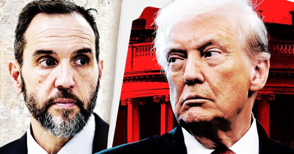 Jack Smiths vernichtendes Urteil zur Trump-Strafverfolgung endlich enthüllt | Der ehemalige Sonderstaatsanwalt ist weiterhin zuversichtlich, dass der Präsident verurteilt worden wäre, wenn seine Bundesfälle vor Gericht gegangen wären. Jack Smiths vernichtendes Urteil zur Trump-Strafverfolgung endlich enthüllt | Der ehemalige Sonderstaatsanwalt ist weiterhin zuversichtlich, dass der Präsident verurteilt worden wäre, wenn seine Bundesfälle vor Gericht gegangen wären.