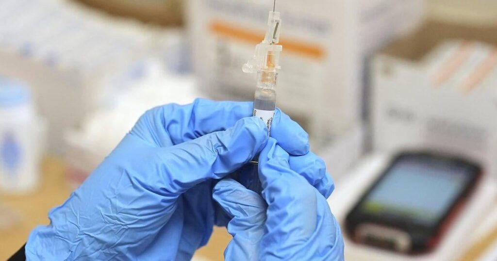 „Unverständlicherweise dumm:“ Wie sich Kürzungen der Impfempfehlungen in den USA auf die Kanadier auswirken werden