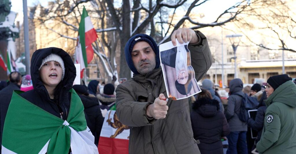 Schwedisch-Iraner hoffen und sorgen sich: „Es passiert jetzt“