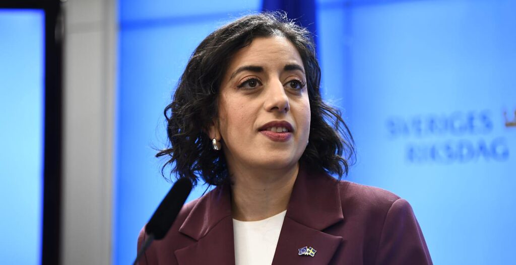 Mohamsson: Es ist keine gute Idee, Anteile an Schulunternehmen zu kaufen