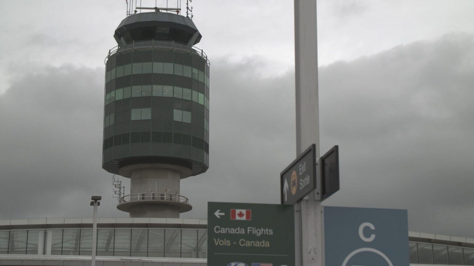 Transport Canada warnt Air India nach der Festnahme eines Piloten in Vancouver bezüglich der Trinkregeln