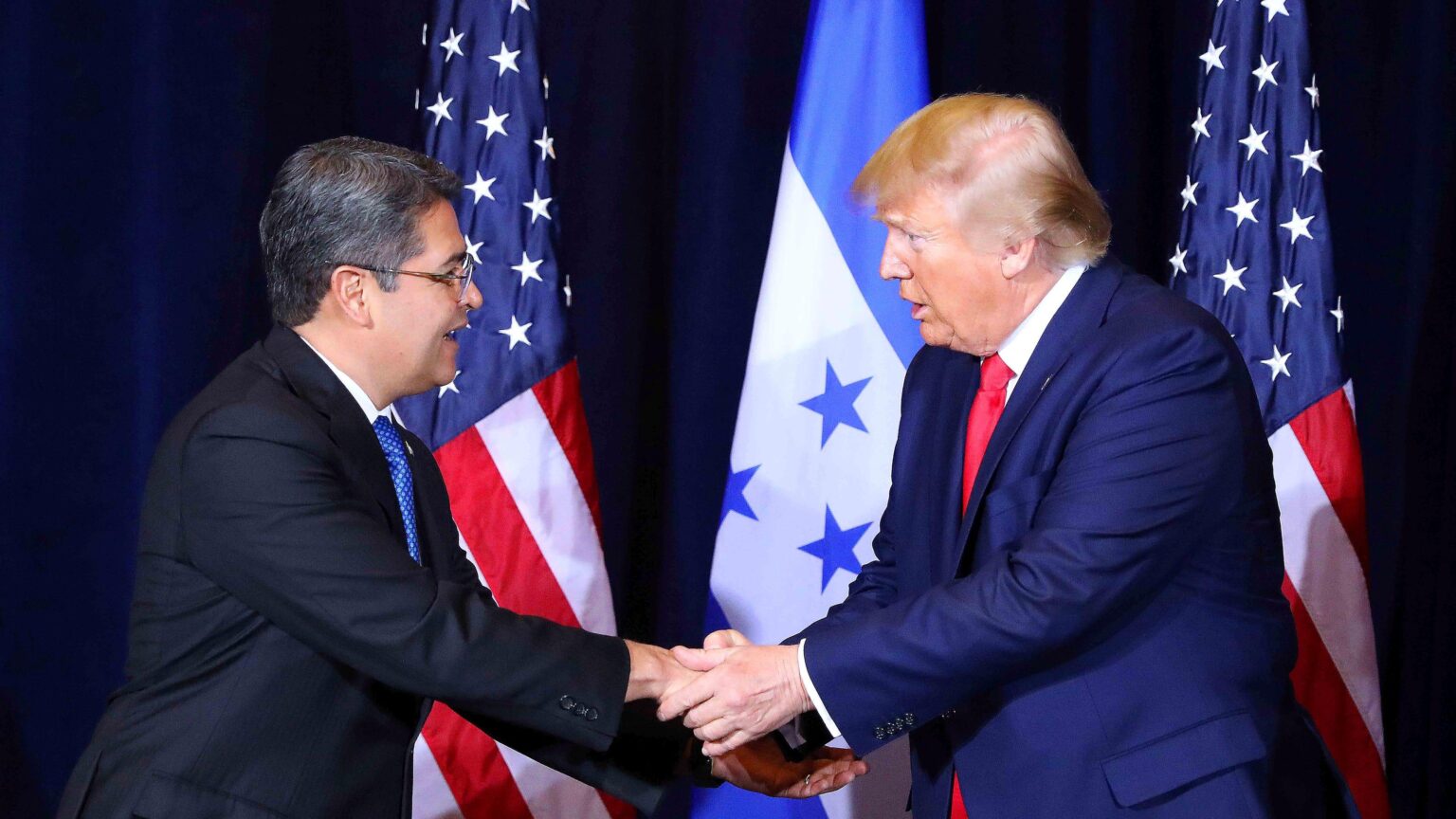 Trump begnadigt Kokainboss, der Honduras regierte