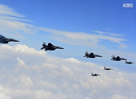 Die Präsenz von US-Militärflugzeugen in Saudi-Arabien nimmt trotz der Haltung Riads gegenüber dem Iran zu