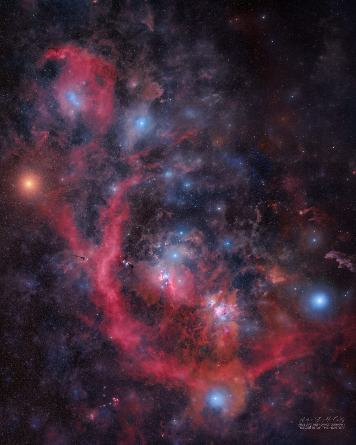 Ich habe Monate damit verbracht, das Sternbild Orion zu fotografieren, um dieses 320-Megapixel-Foto zu erstellen, das alle verborgenen Nebel enthüllt. Zoomen Sie hinein, um die Details zu sehen! [OC]