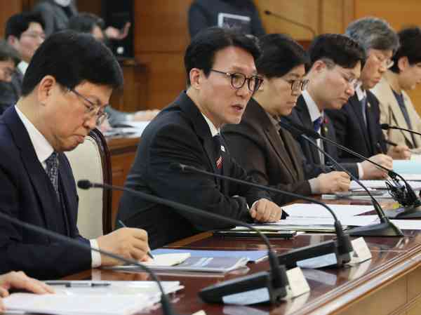 Premierministerin Kim fühlt sich wegen angeblicher sexueller Übergriffe in Pflegeeinrichtung mit großer Verantwortung konfrontiert