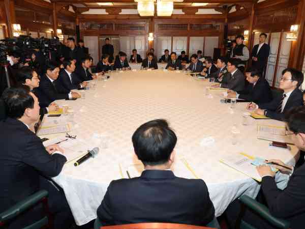 Regierung und herrschendes Lager drängen auf neue Agentur zur Untersuchung verdächtigen Immobilienhandels