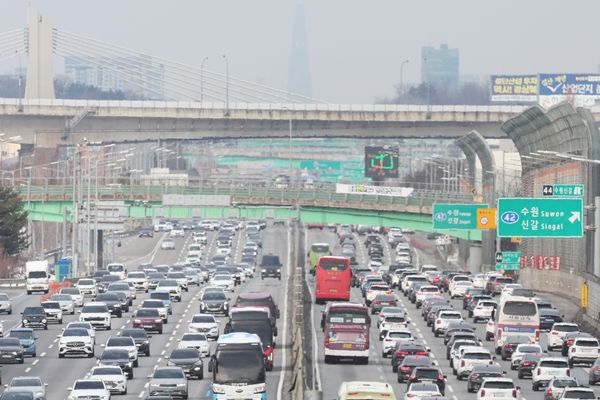 Behörden sagen, dass eine kürzere Mond-Neujahrsperiode mehr Urlaubsverkehr bedeutet