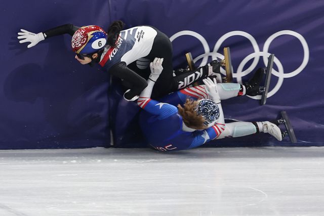 Südkorea verpasst Mixed-Staffel-Medaille nach Zusammenstoß mit US-Skater im Halbfinale