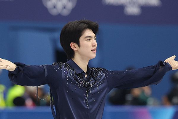 Olympia-Eiskunstläuferin Cha Jun-hwan belegt im Einzel-Kurzprogramm den sechsten Platz 