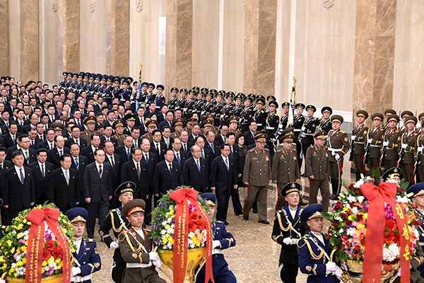 Delegierte versammeln sich in Pjöngjang vor dem 9. Parteitag