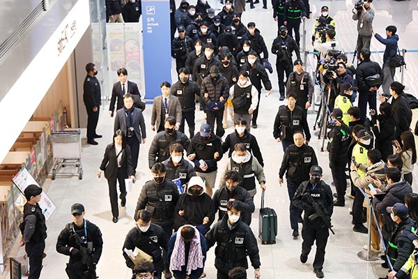 Task Force Südkorea-Kambodscha nimmt 140 Verdächtige fest, darunter Interpol-Red-Notice-Flüchtlinge