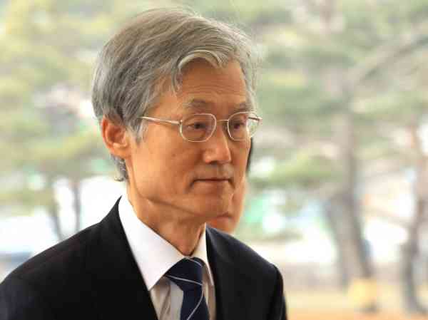 Der Oberste Richter des Obersten Gerichtshofs bekräftigt die Notwendigkeit einer Debatte über Gesetzentwürfe zur Justizreform