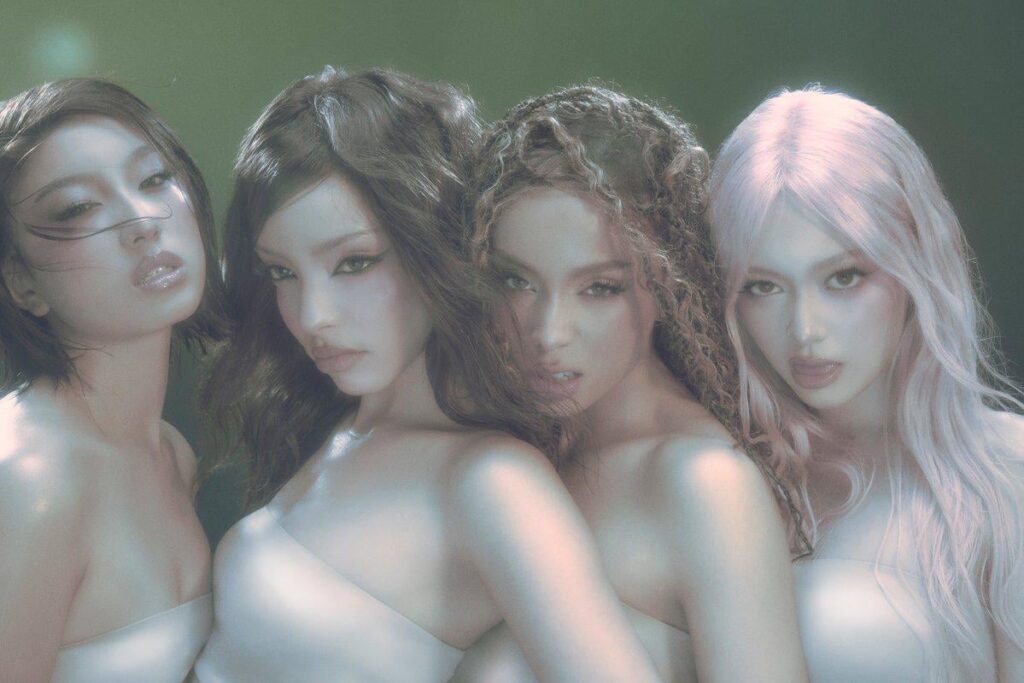 GIRLSET – 3. Single: Tweak (Sour Green Group Photo ver.)