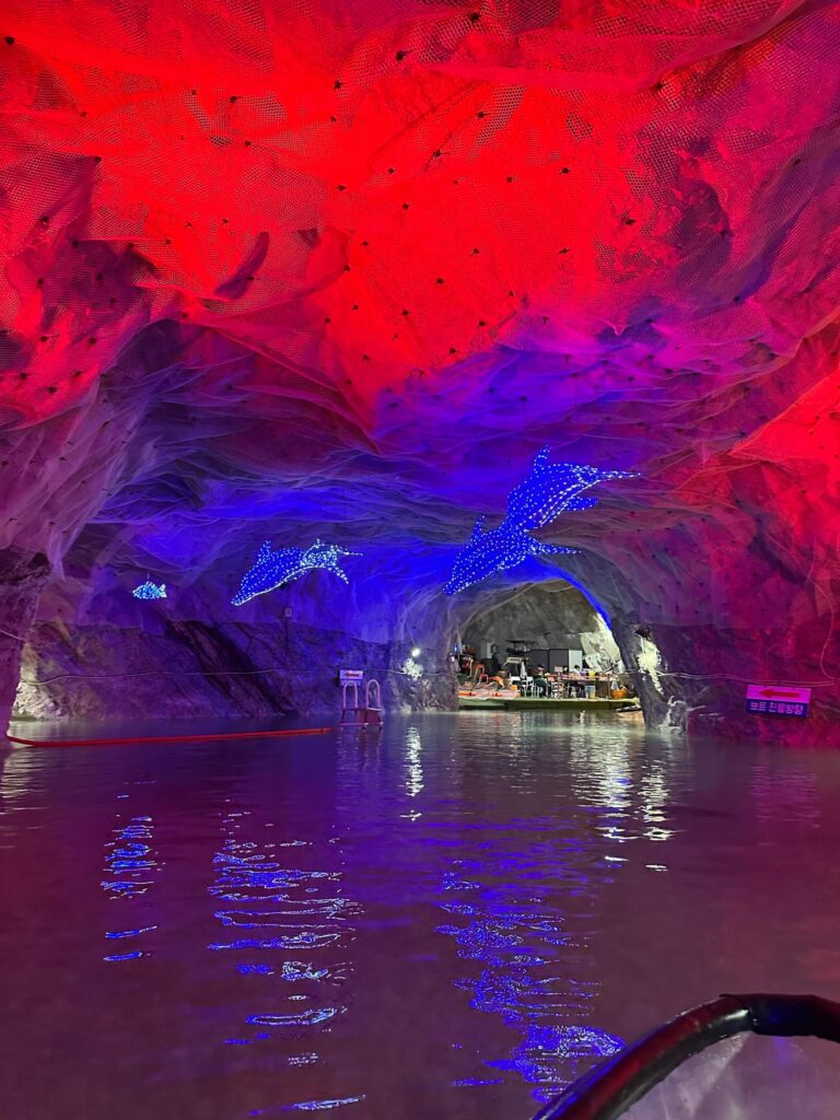 Hwaroc-Höhle